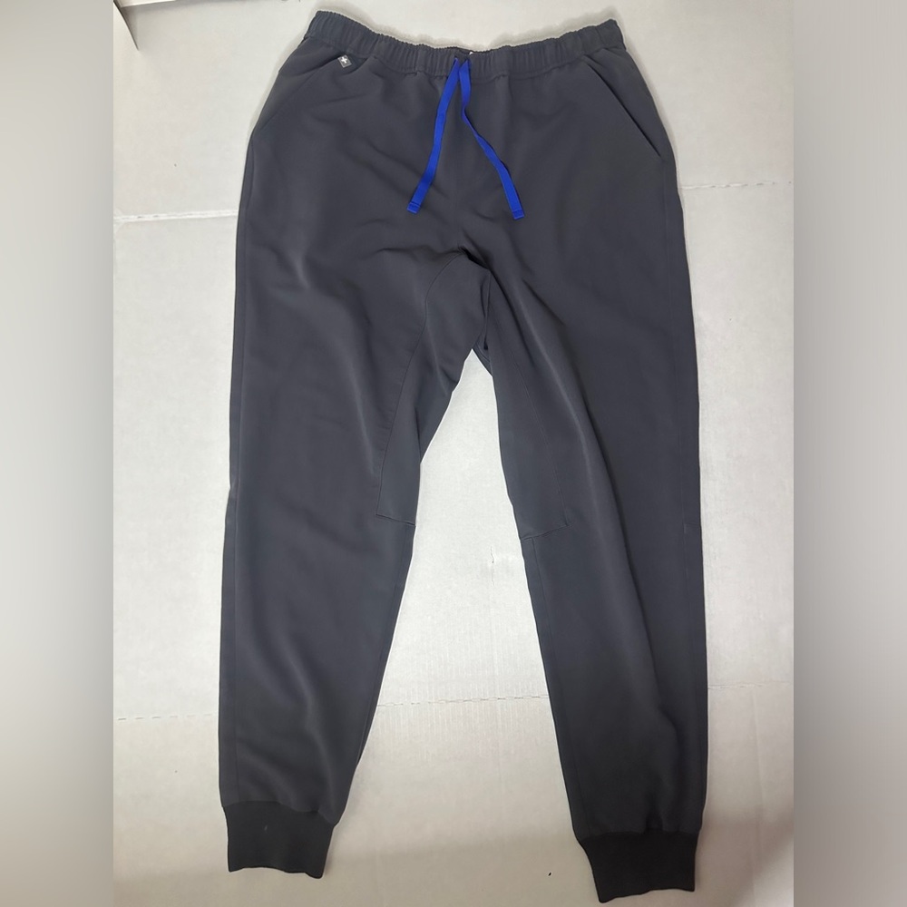 Figs Charcoal Jogger Scrubs.